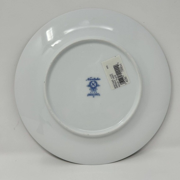 Noritake Emerald Crest 8 1/4" Salad Plate ** New w/ Sticker ** Discontinued - Picture 2 of 16